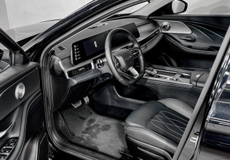 Подержанный автомобиль Chery Arrizo 8 2024 года (15 фото)