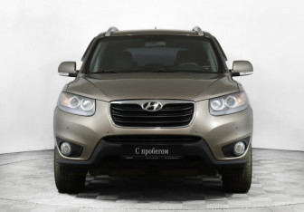 Подержанный автомобиль Hyundai Santa Fe 2010 года (2 фото)