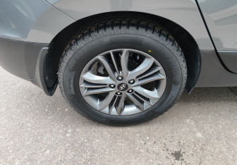 Подержанный автомобиль Hyundai ix35 2015 года (12 фото)