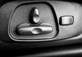 Подержанный автомобиль Mitsubishi Pajero 2008 года (21 фото)