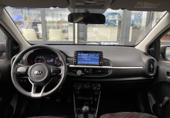 Подержанный автомобиль Kia Picanto 2017 года (19 фото)