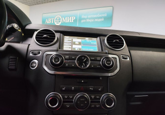Подержанный автомобиль Land Rover Discovery 2013 года (16 фото)