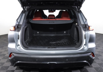 Подержанный автомобиль BAIC X55 2023 года (9 фото)