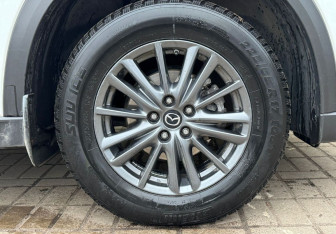 Подержанный автомобиль Mazda CX-5 2021 года (14 фото)