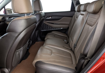 Подержанный автомобиль Hyundai Santa Fe 2020 года (18 фото)