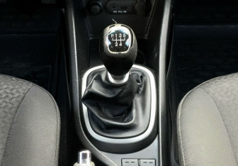 Подержанный автомобиль Kia Rio Sedan 2014 года (14 фото)