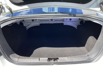 Подержанный автомобиль Ford Focus Sedan 2008 года (15 фото)