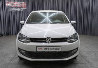 Подержанный автомобиль Volkswagen Polo Hatchback 2012 года (2 фото)