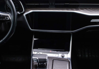 Подержанный автомобиль Audi A6 Sedan 2020 года (14 фото)