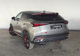 Подержанный автомобиль Omoda C5 2022 года (4 фото)