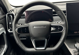 Подержанный автомобиль Jaecoo J7 2023 года (12 фото)