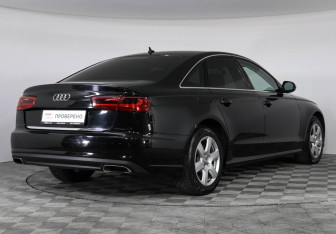 Подержанный автомобиль Audi A6 Sedan 2015 года (5 фото)