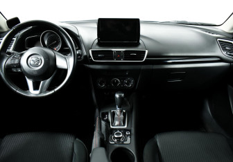 Подержанный автомобиль Mazda 3 Sedan 2014 года (8 фото)