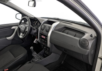 Подержанный автомобиль LADA (ВАЗ) Largus Wagon 2021 года (16 фото)