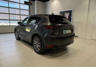 Подержанный автомобиль Mazda CX-5 2019 года (6 фото)