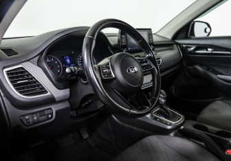 Подержанный автомобиль Kia Seltos 2020 года (9 фото)