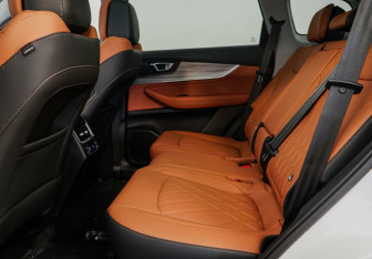 Подержанный автомобиль Chery Tiggo 8 Pro Max 2023 года (21 фото)