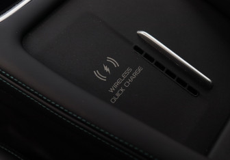 Подержанный автомобиль Geely Monjaro 2025 года (18 фото)