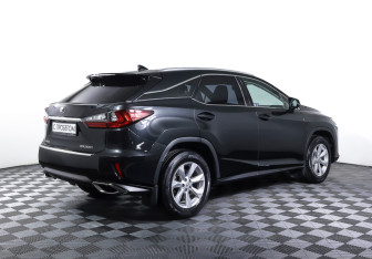 Подержанный автомобиль Lexus RX 2017 года (5 фото)