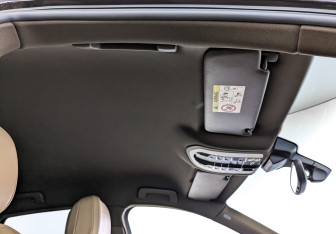 Подержанный автомобиль Porsche Macan 2015 года (23 фото)