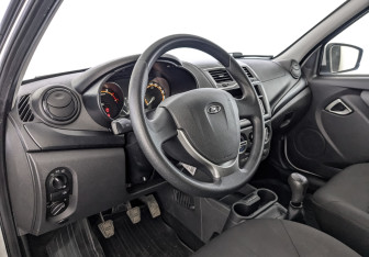 Подержанный автомобиль LADA (ВАЗ) Granta Sedan 2023 года (15 фото)