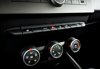 Подержанный автомобиль Renault Arkana 2020 года (25 фото)