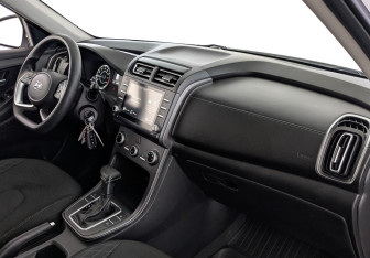 Подержанный автомобиль Hyundai Creta 2022 года (13 фото)