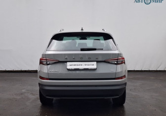 Подержанный автомобиль Skoda Kodiaq 2025 года (6 фото)