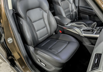 Подержанный автомобиль Geely Atlas 2020 года (23 фото)