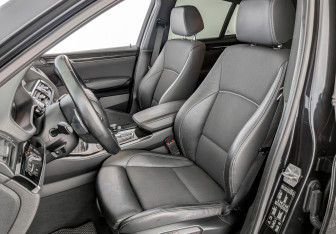 Подержанный автомобиль BMW X4 2016 года (20 фото)