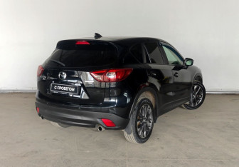 Подержанный автомобиль Mazda CX-5 2016 года (5 фото)