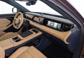 Подержанный автомобиль Voyah Free 2025 года (11 фото)