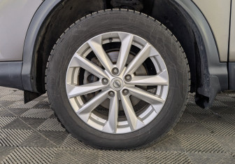 Подержанный автомобиль Nissan Qashqai 2021 года (12 фото)