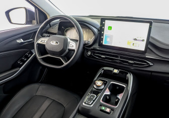 Подержанный автомобиль Москвич 5 2024 года (29 фото)