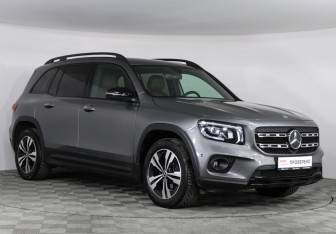 Подержанный автомобиль Mercedes-Benz GLB 2021 года (3 фото)