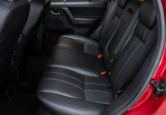 Подержанный автомобиль Land Rover Freelander 2013 года (8 фото)
