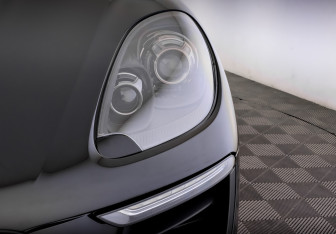 Подержанный автомобиль Porsche Macan 2015 года (17 фото)