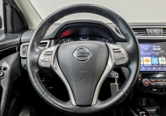 Подержанный автомобиль Nissan Qashqai 2018 года (21 фото)
