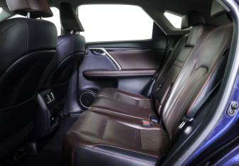 Подержанный автомобиль Lexus RX 2016 года (11 фото)