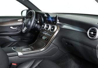 Подержанный автомобиль Mercedes-Benz GLC Coupe 2020 года (9 фото)