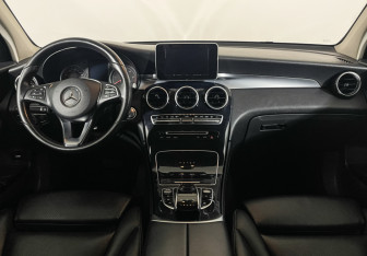 Подержанный автомобиль Mercedes-Benz GLC Coupe 2016 года (12 фото)