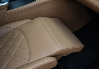 Подержанный автомобиль Rising Auto R7 2022 года (14 фото)