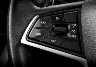 Подержанный автомобиль Москвич 3 2023 года (28 фото)