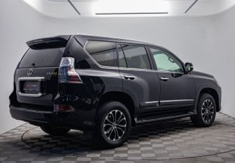 Подержанный автомобиль Lexus GX 2015 года (5 фото)