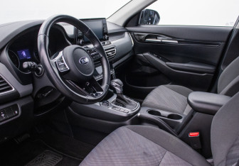 Подержанный автомобиль Kia Seltos 2020 года (9 фото)