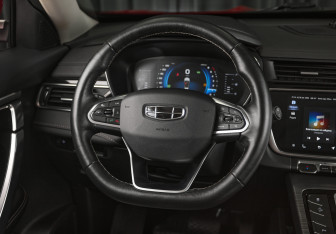 Подержанный автомобиль Geely Atlas Pro 2022 года (12 фото)