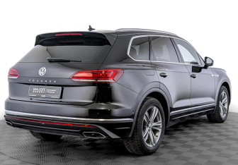 Подержанный автомобиль Volkswagen Touareg 2018 года (5 фото)