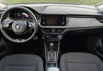Подержанный автомобиль Skoda Rapid Liftback 2021 года (12 фото)