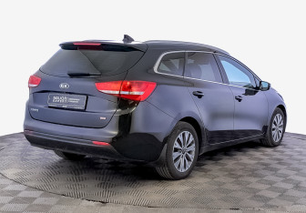 Подержанный автомобиль Kia Ceed Wagon 2017 года (5 фото)