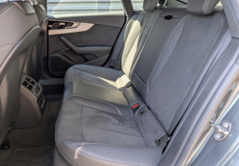 Подержанный автомобиль Audi A5 Liftback 2021 года (19 фото)